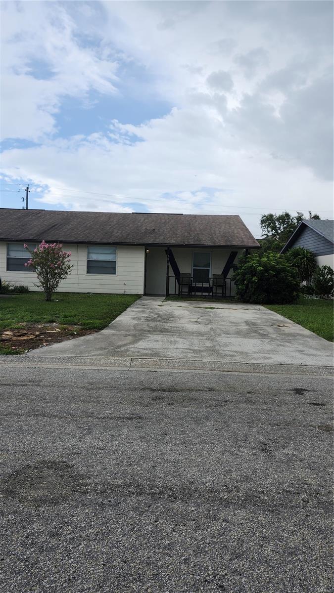 Property Photo:  7818 40th Avenue Drive W  FL 34209 