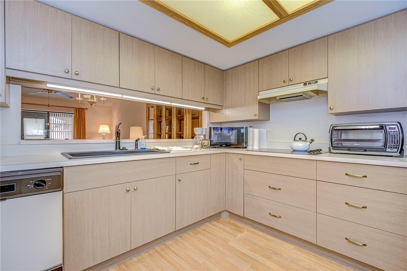 Property Photo:  38411 Cottonwood Place  FL 33542 