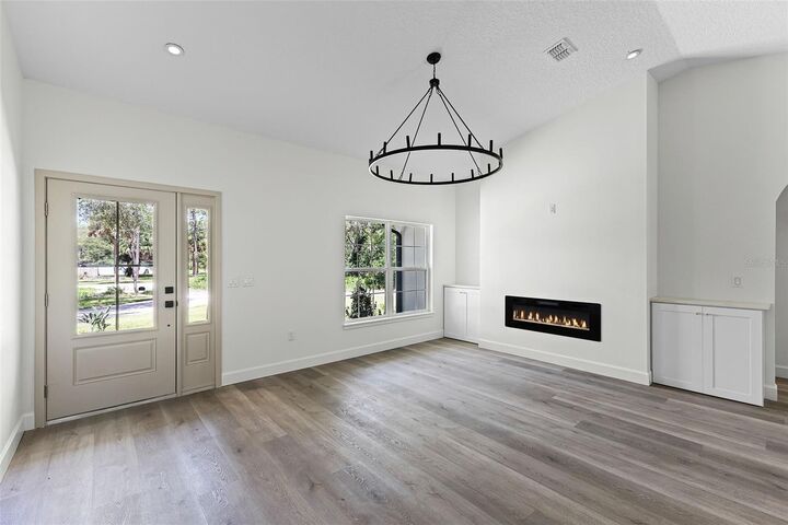 Property Photo:  320 Kenora Drive  FL 32763 
