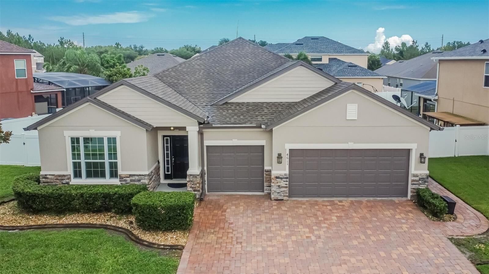 Property Photo:  4611 Cypress River Road  FL 34772 