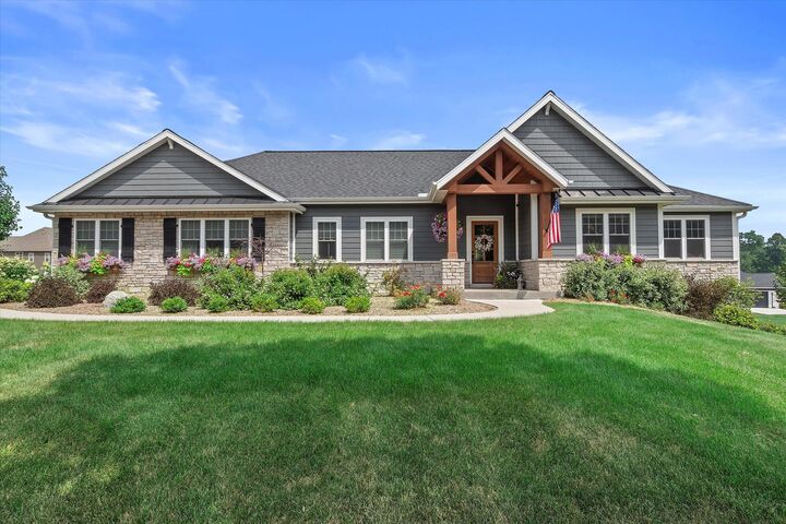 W126n11812 Forest Hill Rd  Germantown WI 53022 photo