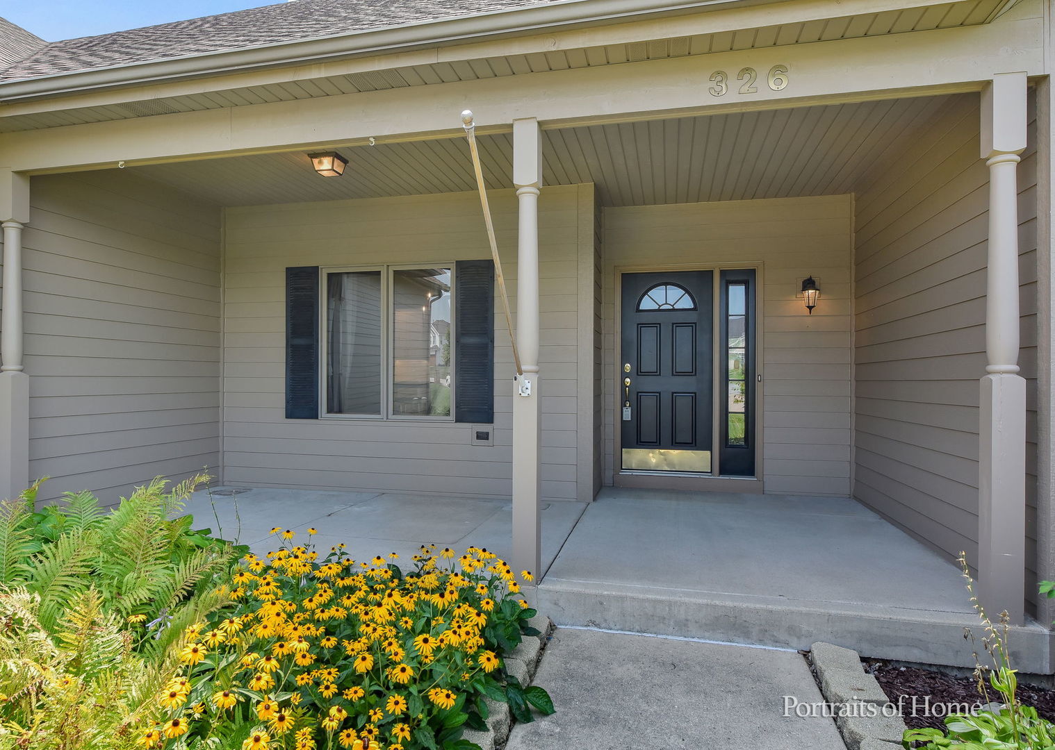 Property Photo: 326 Austin Court IL 60560