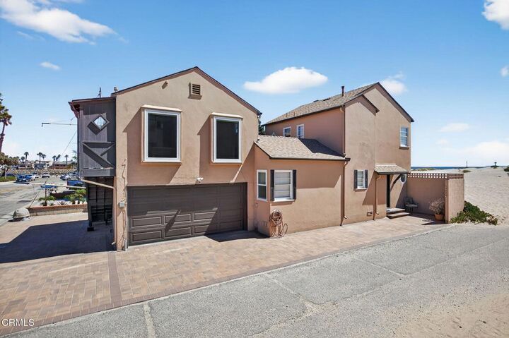 Property Photo:  3025 Ocean Drive  CA 93035 