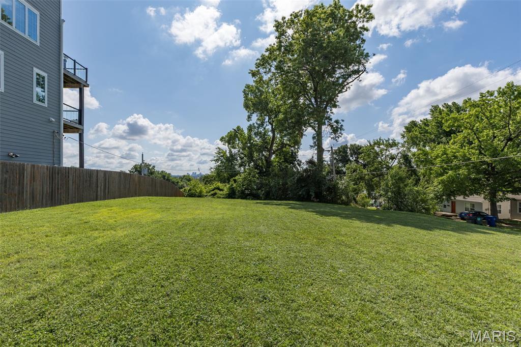 Property Photo: 1582 Fairmount Avenue MO 63139
