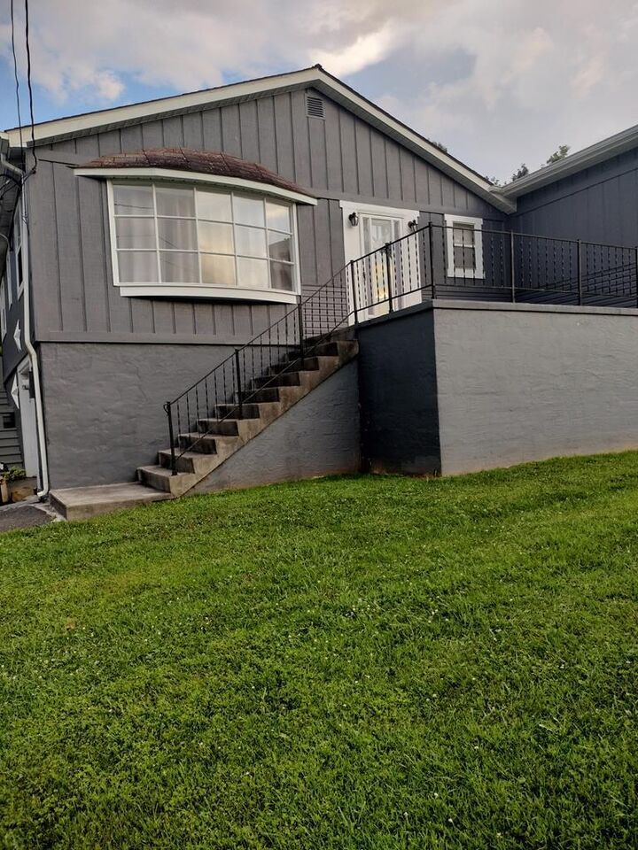 Property Photo:  1279 New Hope Rd  WV 24739 