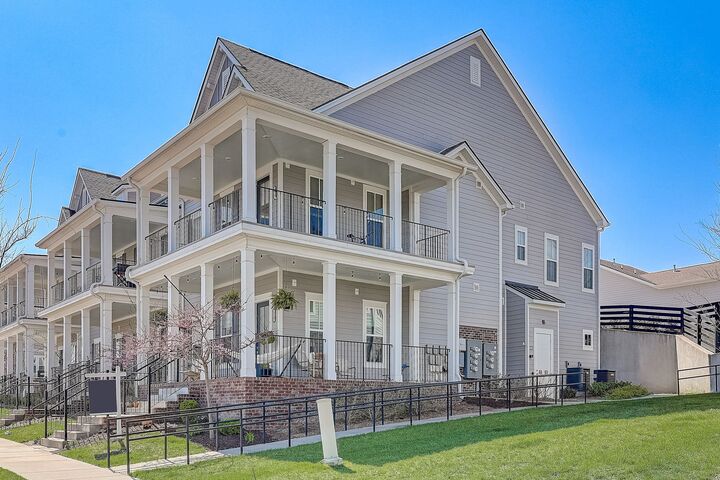 Property Photo:  2333 Fairchild Cir 203  TN 37135 