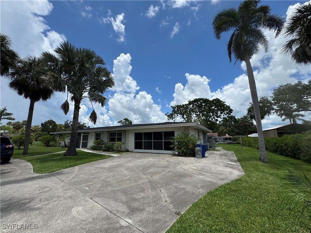 Property Photo:  64 Wolcott Drive  FL 33903 