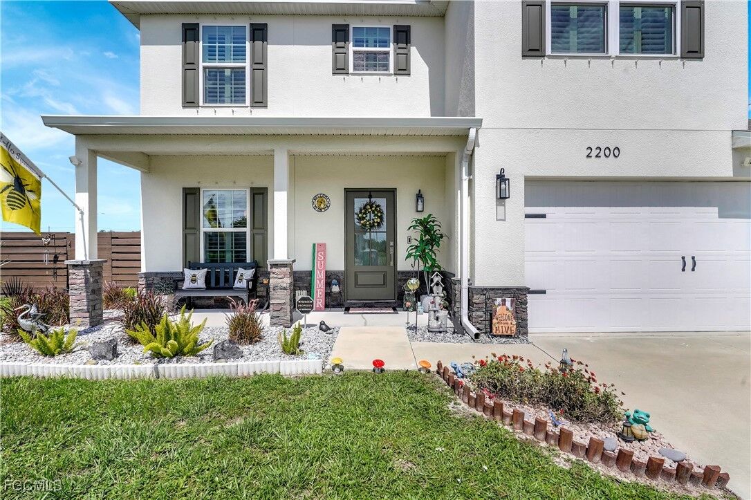 Property Photo:  2200 NE Juanita Place  FL 33909