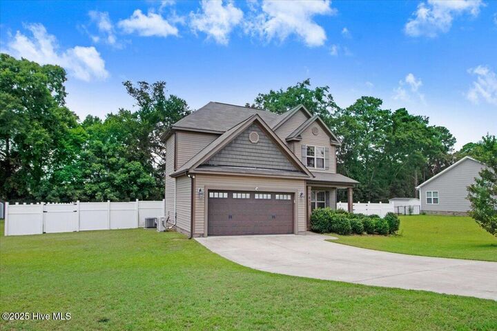 Property Photo: 413 Graces Farm Road NC 28551