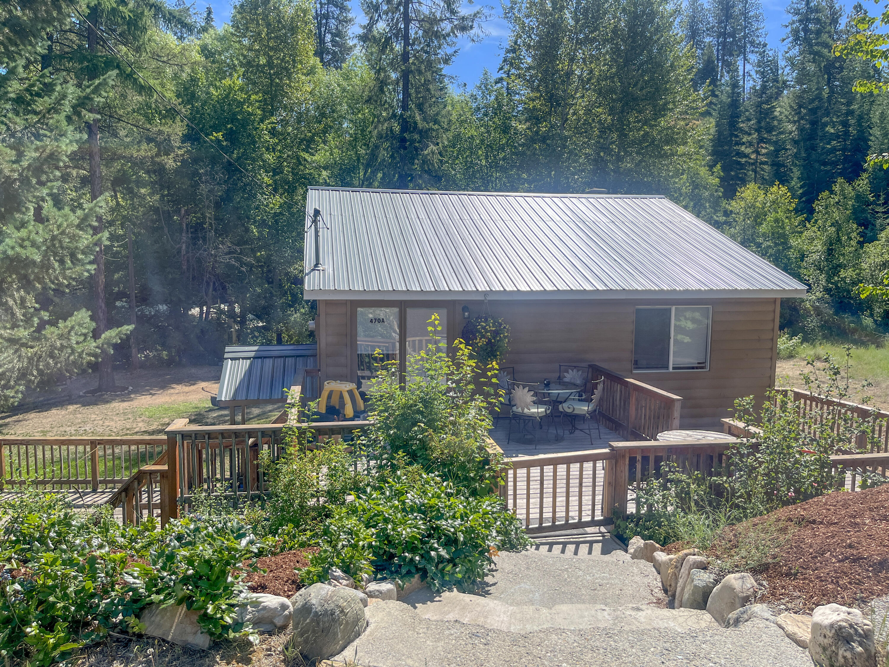 Property Photo: 470 A Gold Creek Loop Rd WA 99114