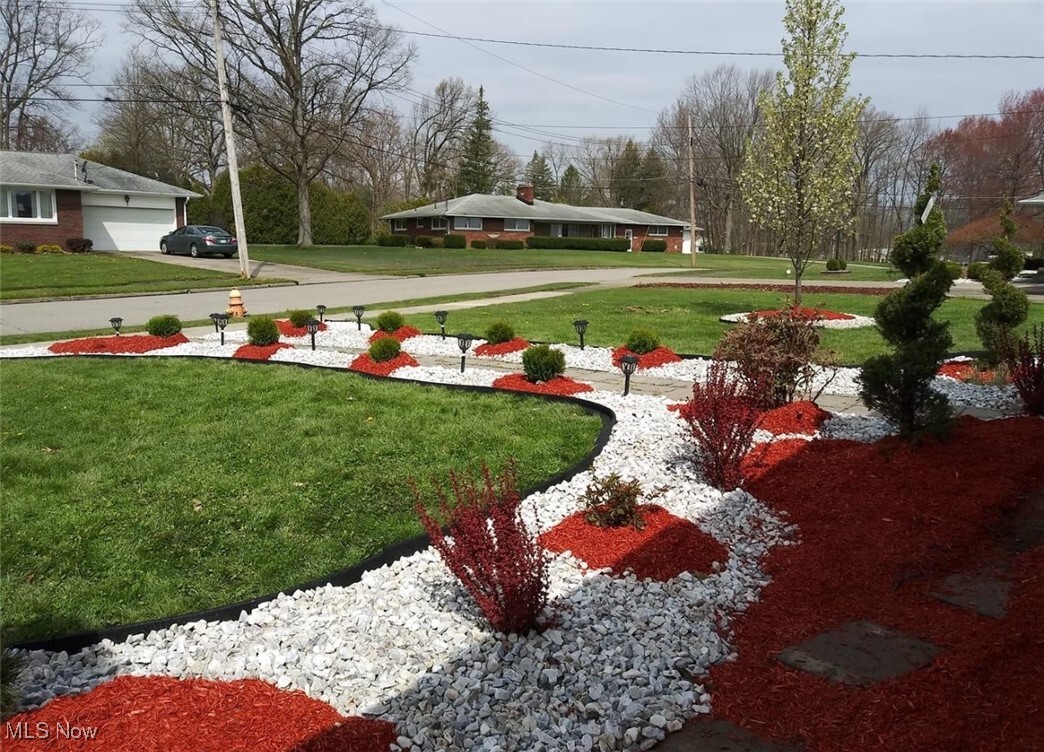 Property Photo: 1161 Wilshire Drive OH 44511