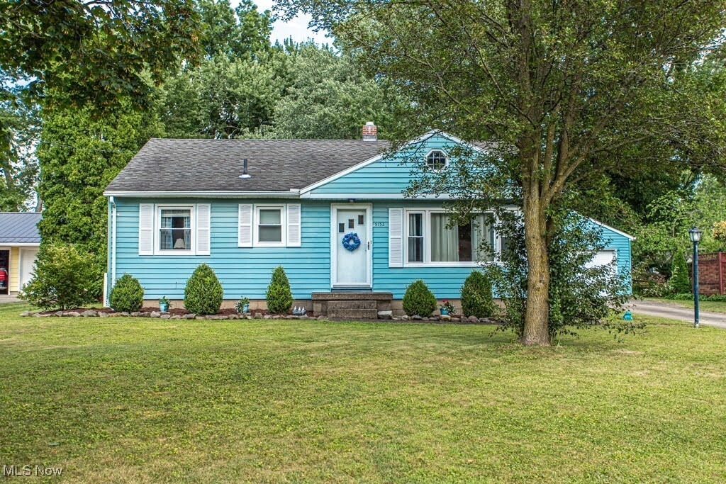 5152 Alva Avenue NW  Warren OH 44483 photo