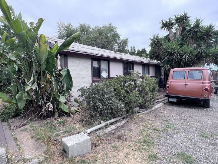 Property Photo:  413 West Street  CA 93458 