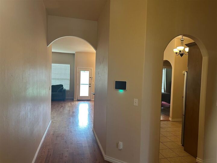 Property Photo: 312 SW 170th Street OK 73170
