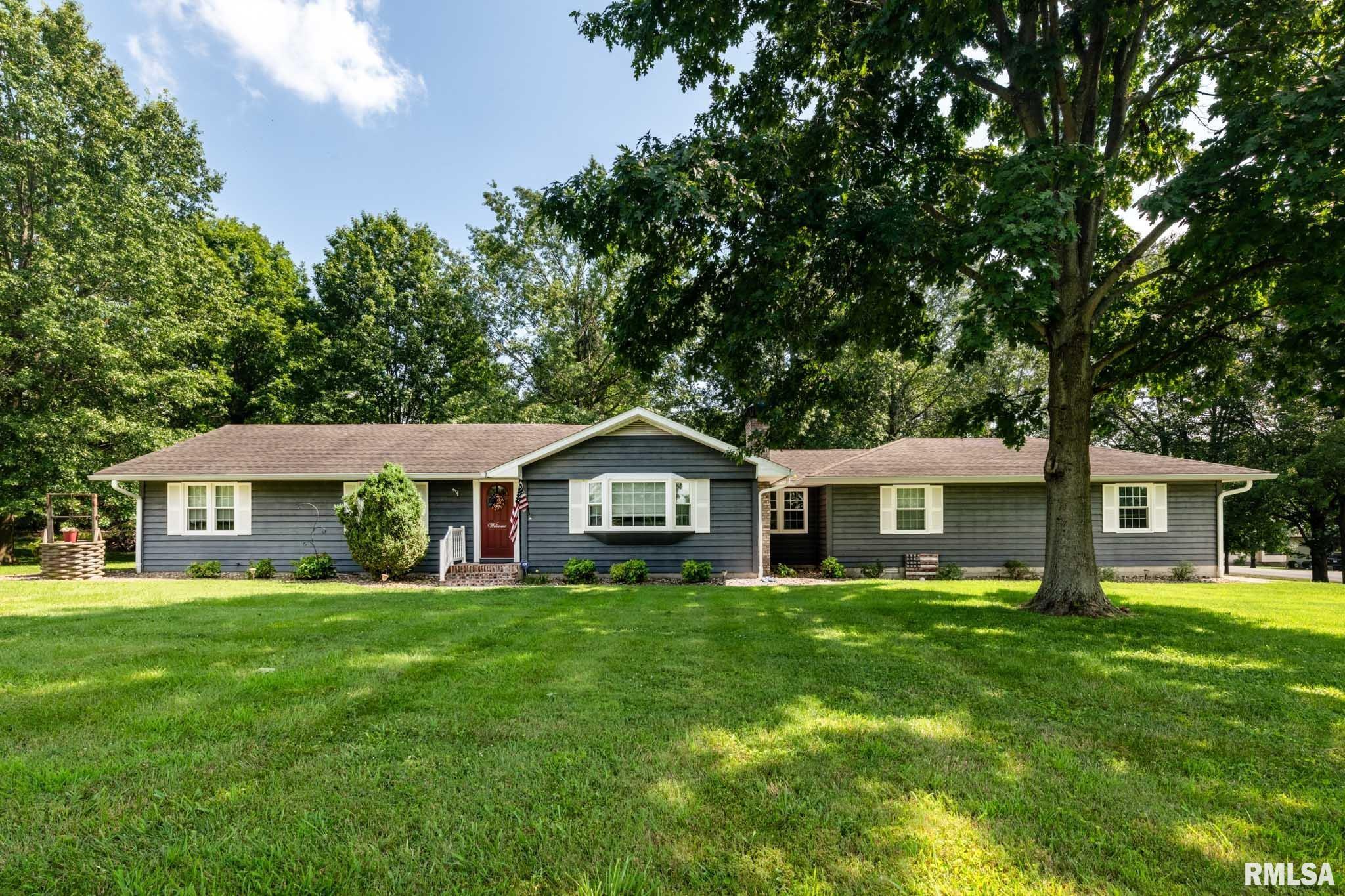 Property Photo:  408 W Clark Trail  IL 62948 
