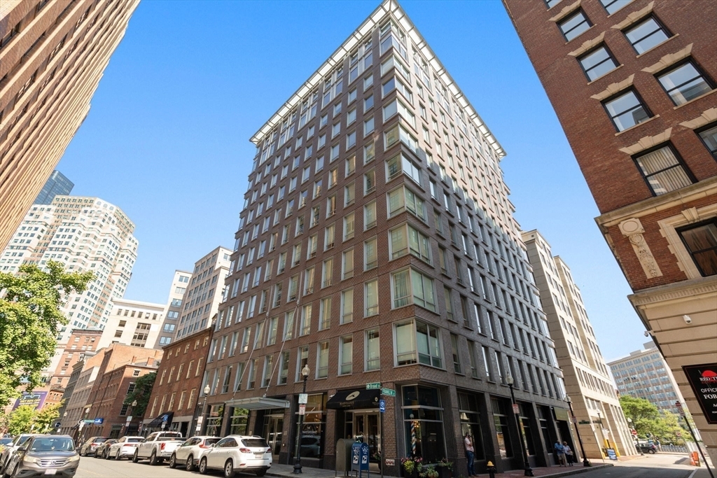 Property Photo: 80 Broad 302 MA 02110
