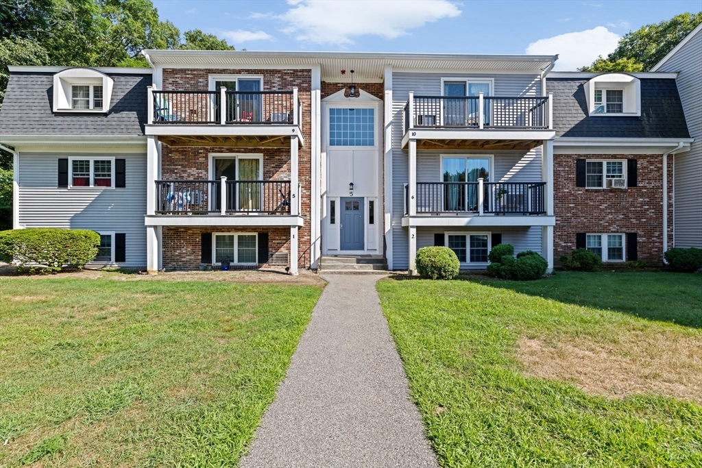 Property Photo: 5 Chapel Hill Dr 7 MA 02360