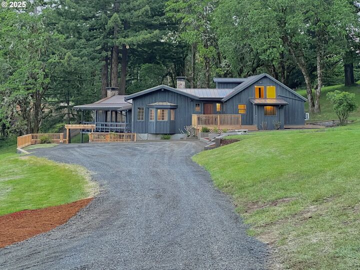 Property Photo:  11890 SW Dupee Valley Rd 1  OR 97128 