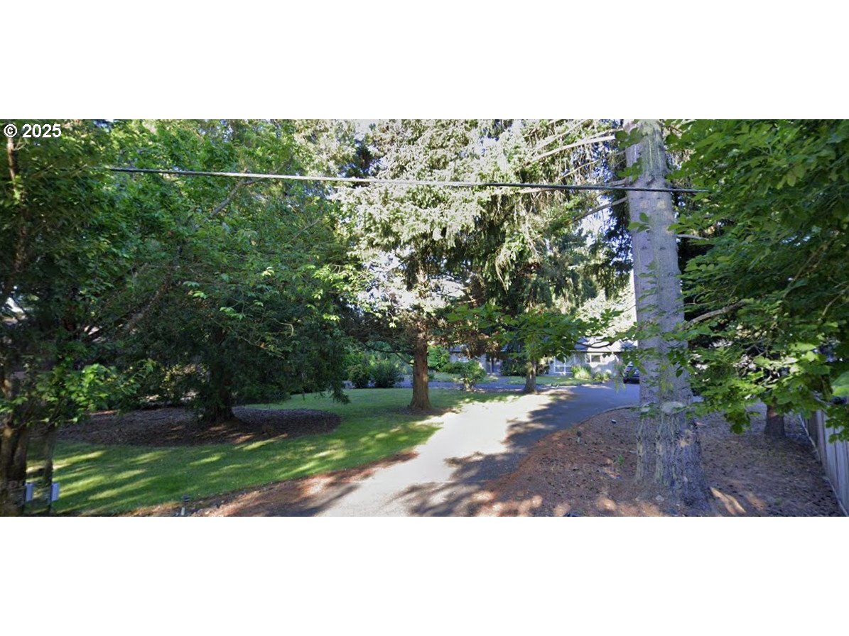 90974 S Willamette St  Eugene OR 97408 photo