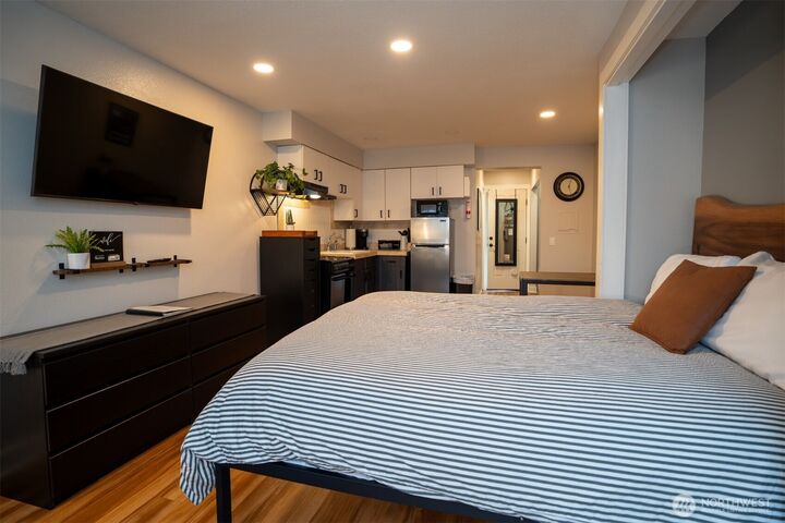 Property Photo: 250 Tucker Avenue 3 WA 98250