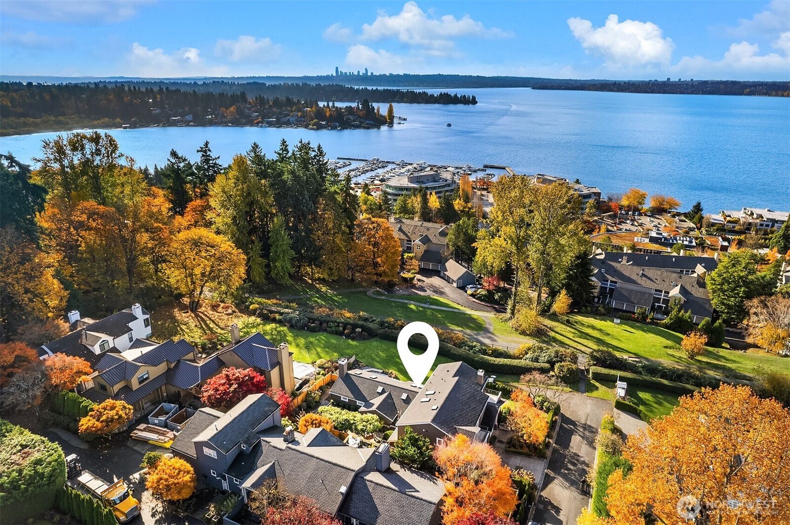 Property Photo: 10321 NE 55th Street WA 98033