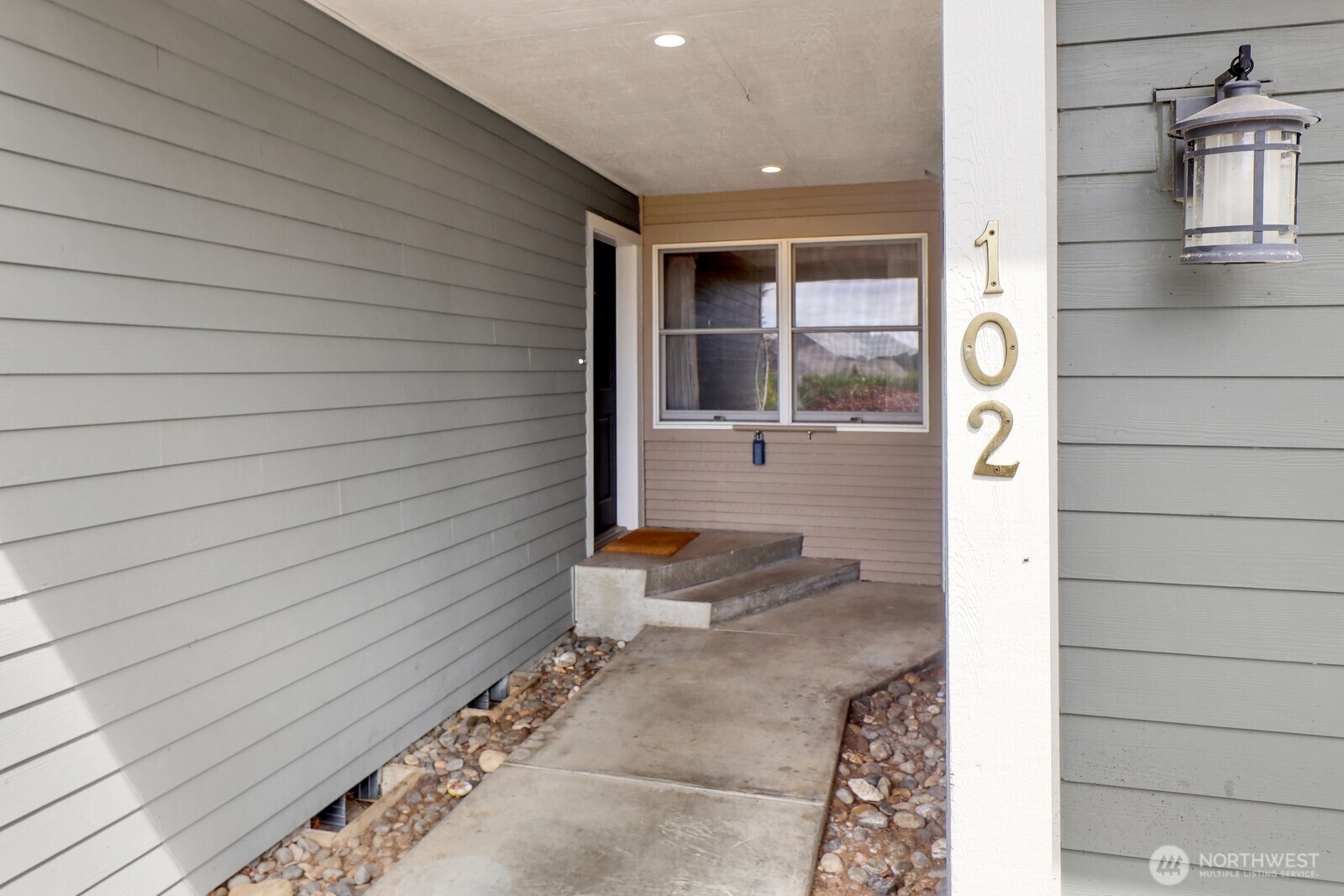 Property Photo: 1178 E Grover Street 102 WA 98264
