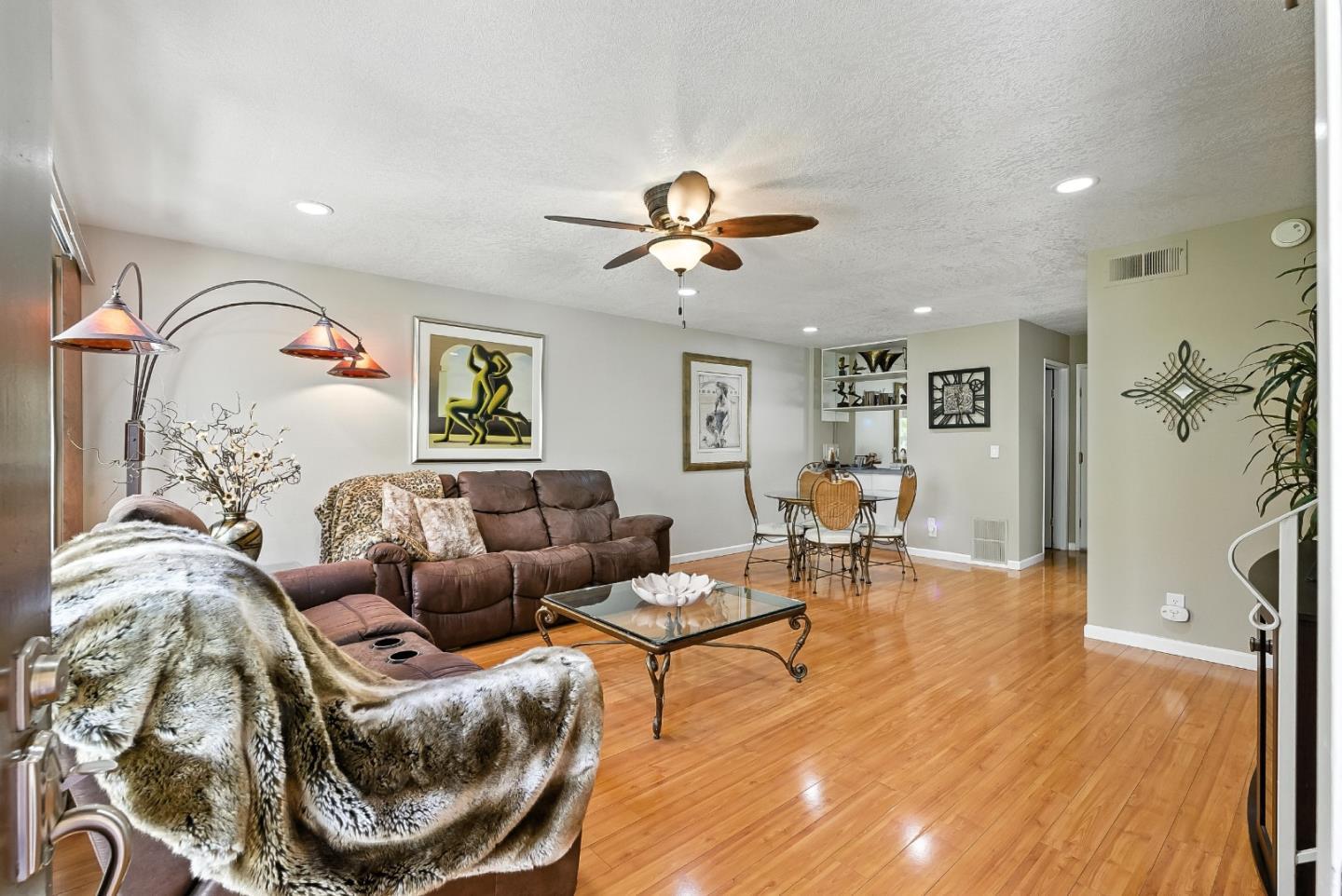 Property Photo:  539 Giuffrida Avenue  CA 95123 