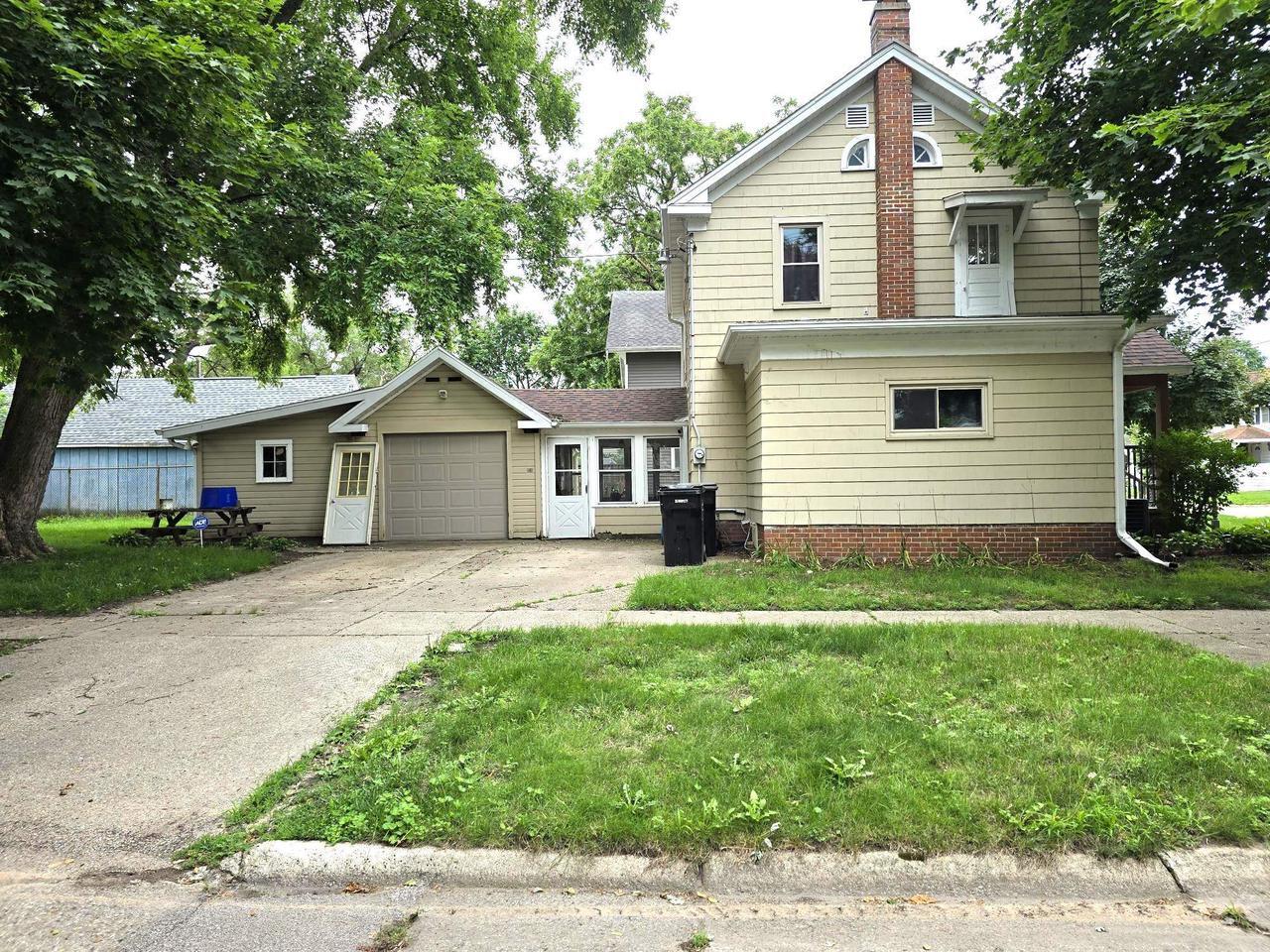 Property Photo:  959 11th Street  WI 53511 