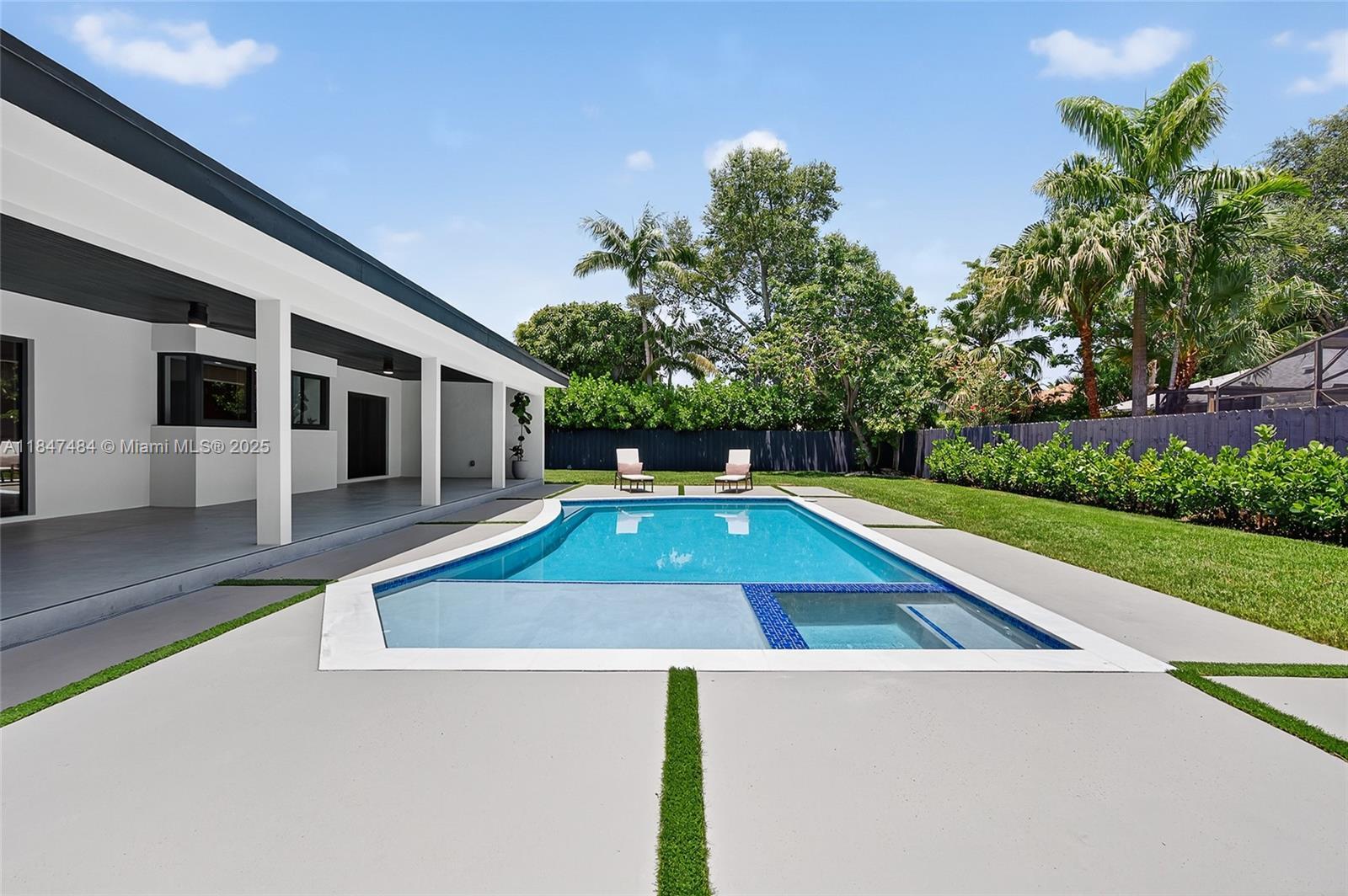 Property Photo: 7865 SW 183rd Ter FL 33157