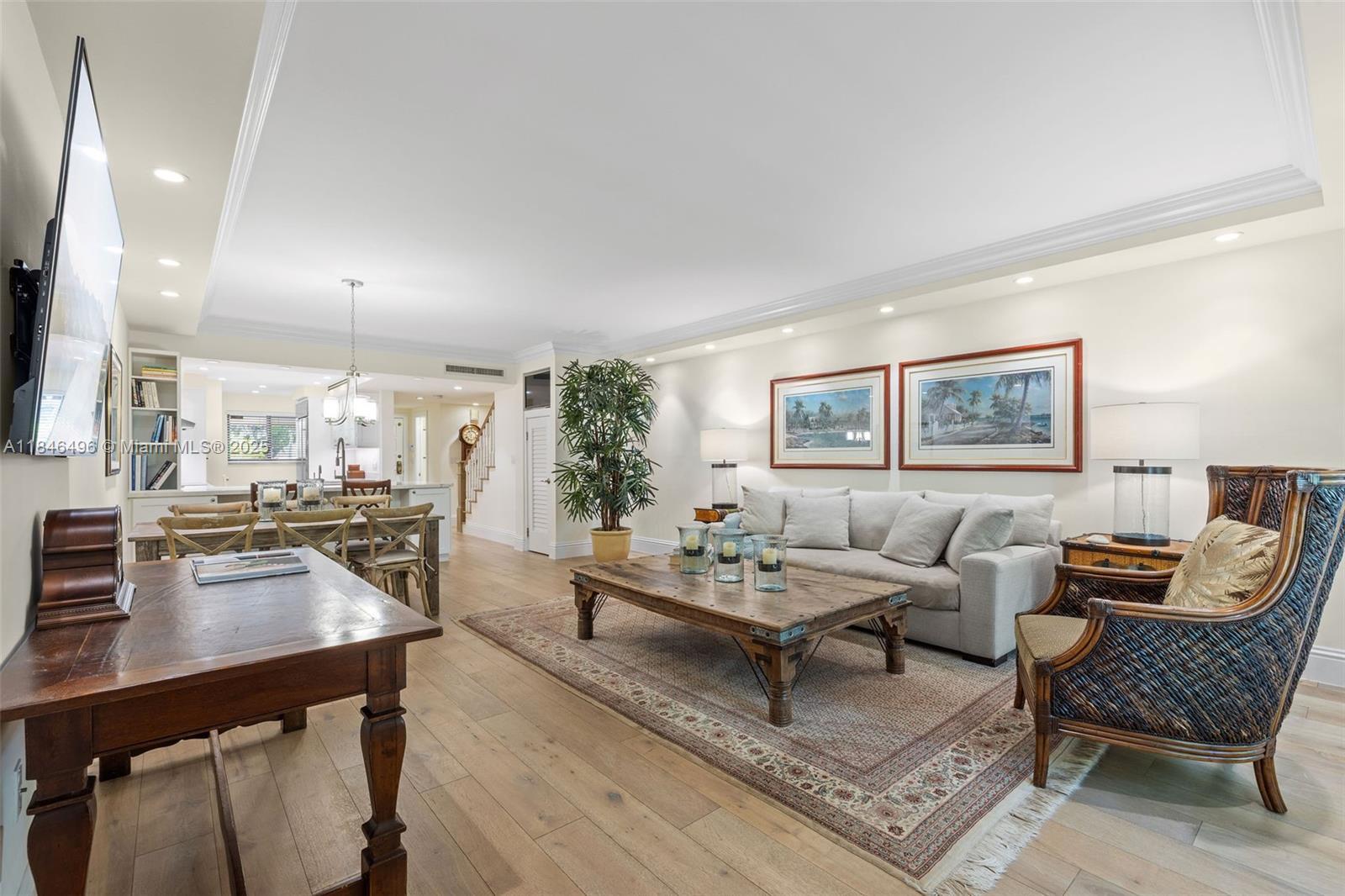 Property Photo: 2600 Cardena St 2 FL 33134