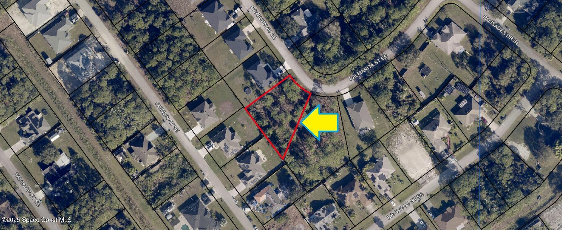 Property Photo: 2598 SE Rayburn Avenue FL 32909