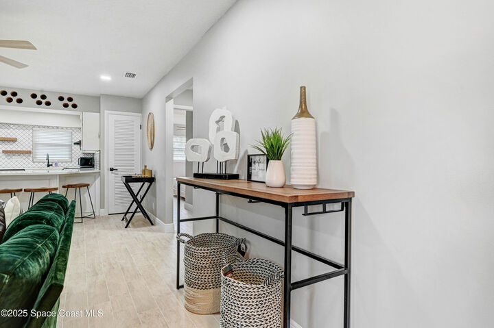 Property Photo:  527 Wilson Avenue  FL 32937 