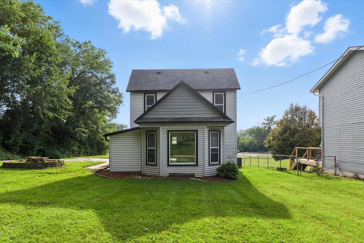Property Photo: 612 S Chestnut Street IA 51534