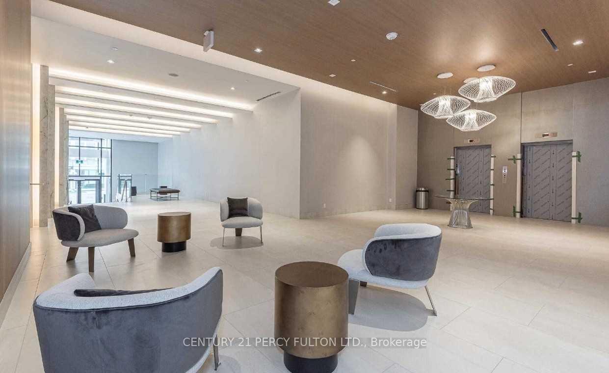 Property Photo:  4208 Dundas Street W 816  ON M8X 1Y6 