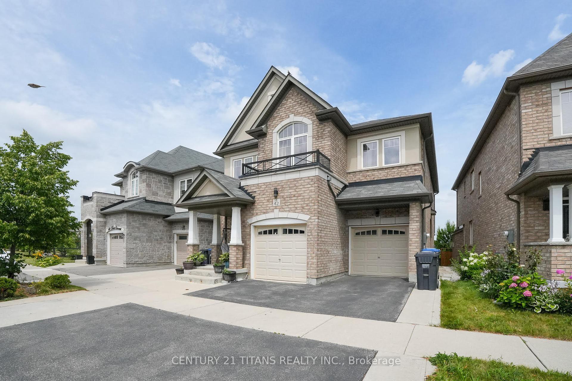 42 Lola Crescent  Brampton ON L7A 4J8 photo