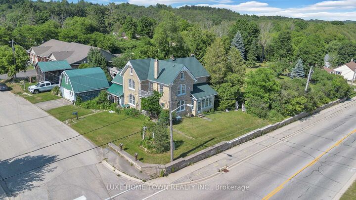 402 Lambton Street E  West Grey ON N0G 1R0 photo