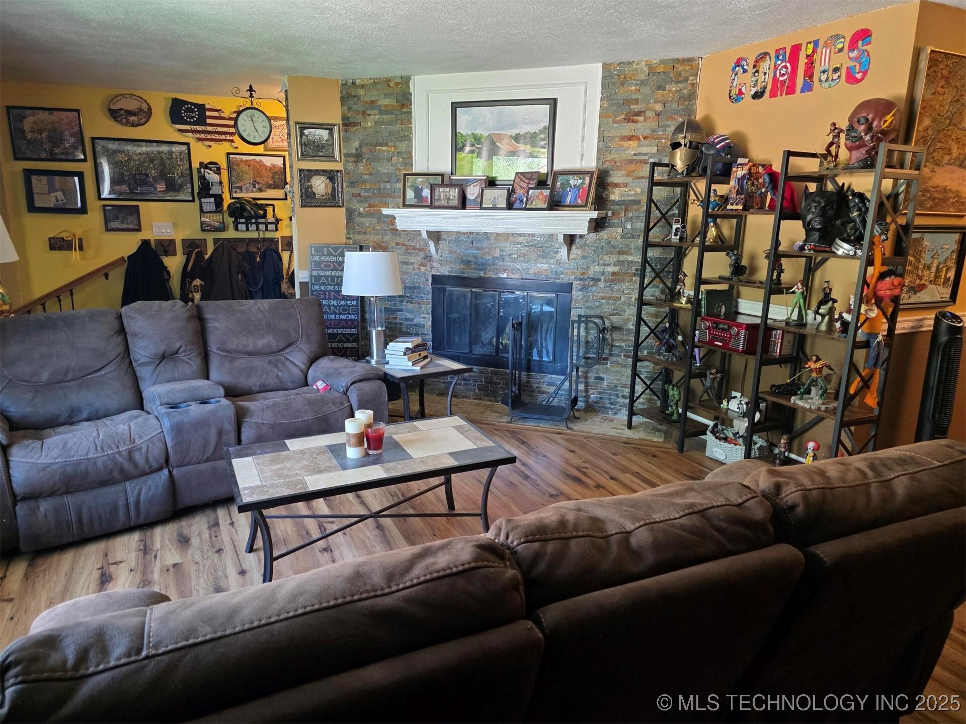 Property Photo: 201 Elton Drive OK 74403