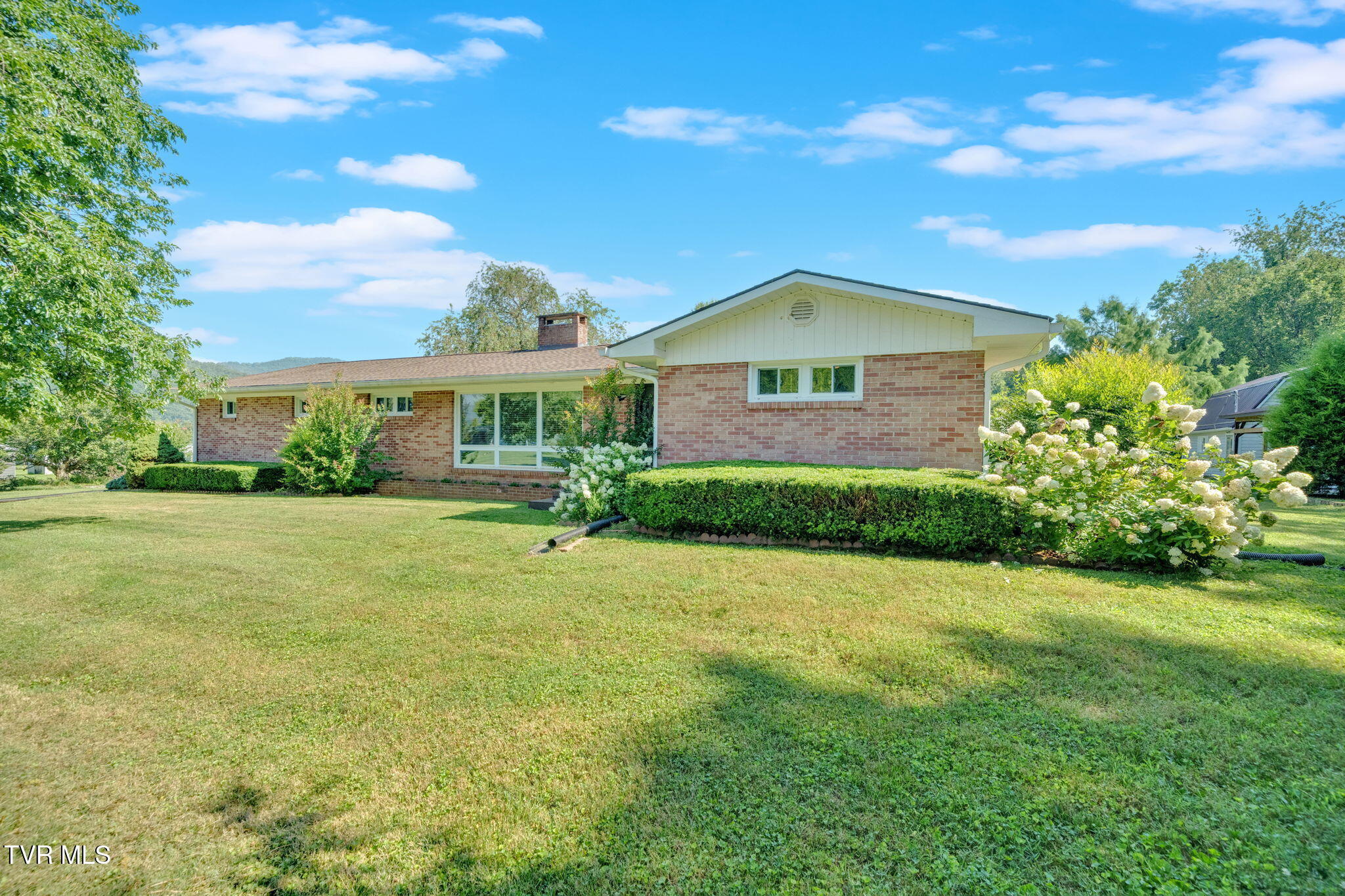 Property Photo: 130 Smith Avenue TN 37650