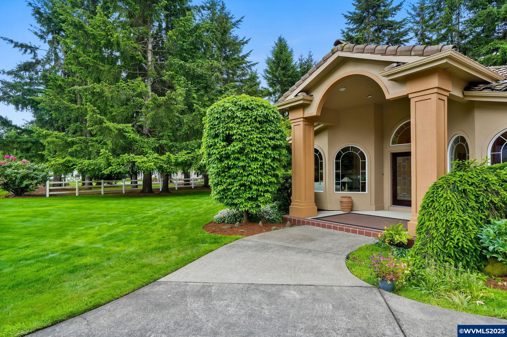 Property Photo:  7780 Alexa Ln SE  OR 97317 