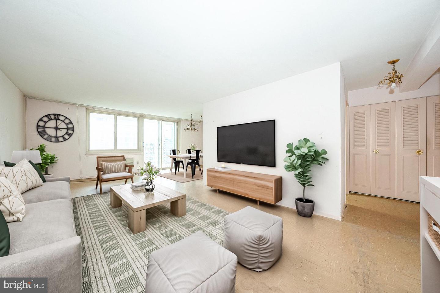 Property Photo:  1919 Chestnut Street 2819  PA 19103 