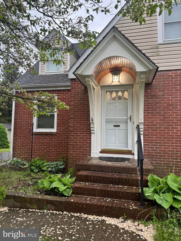 Property Photo:  1747 W McGalliard Avenue  NJ 08610 