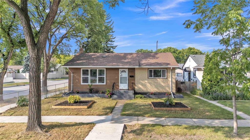Photo de la propriété: 465 St Anthony Avenue MB R2V 0S2