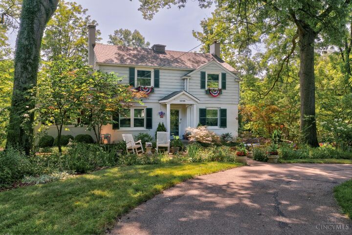 Property Photo: 1218 Eversole Road OH 45230