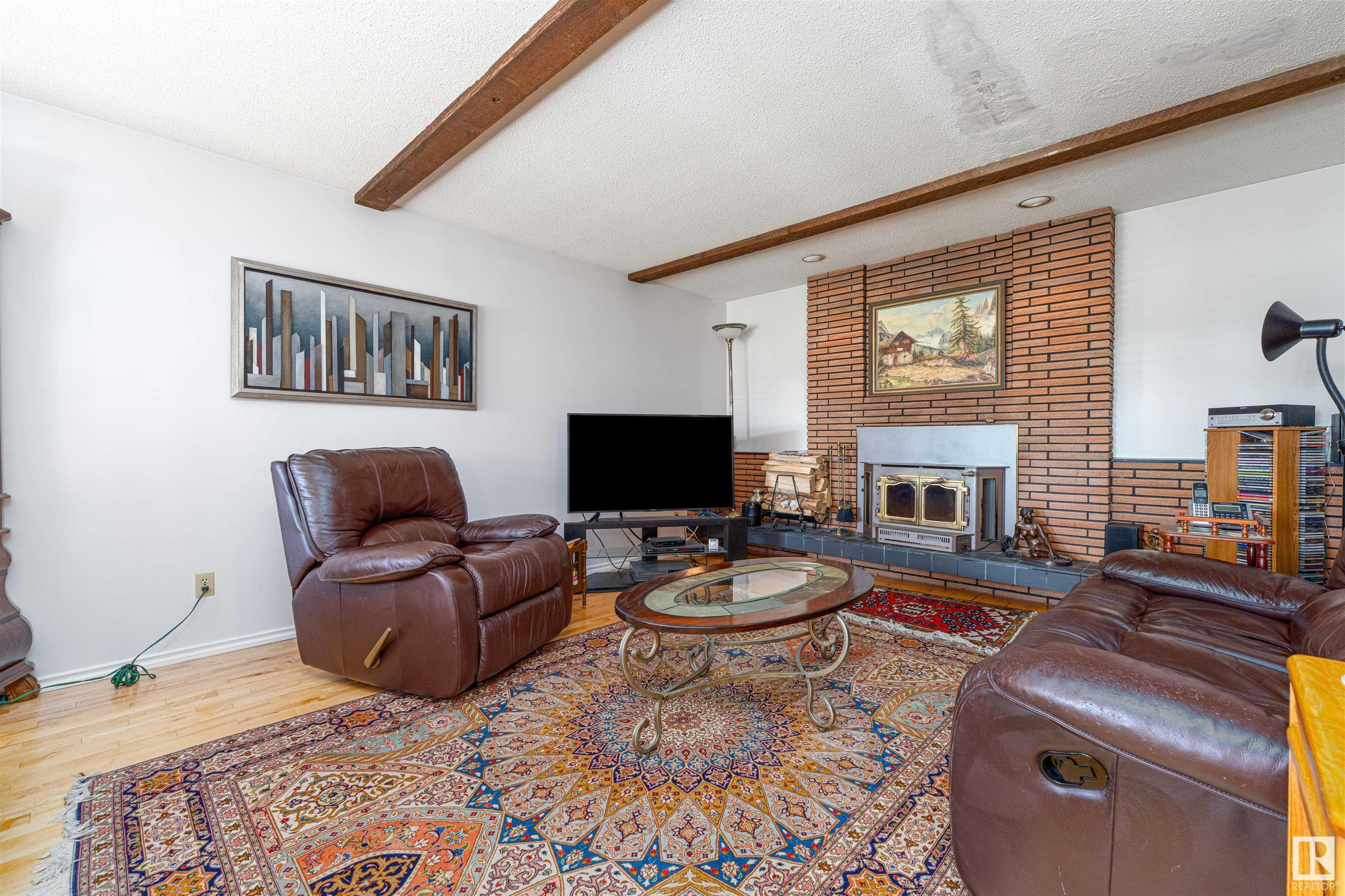 Property Photo: 7508 147 Avenue NW AB T5C 2T2
