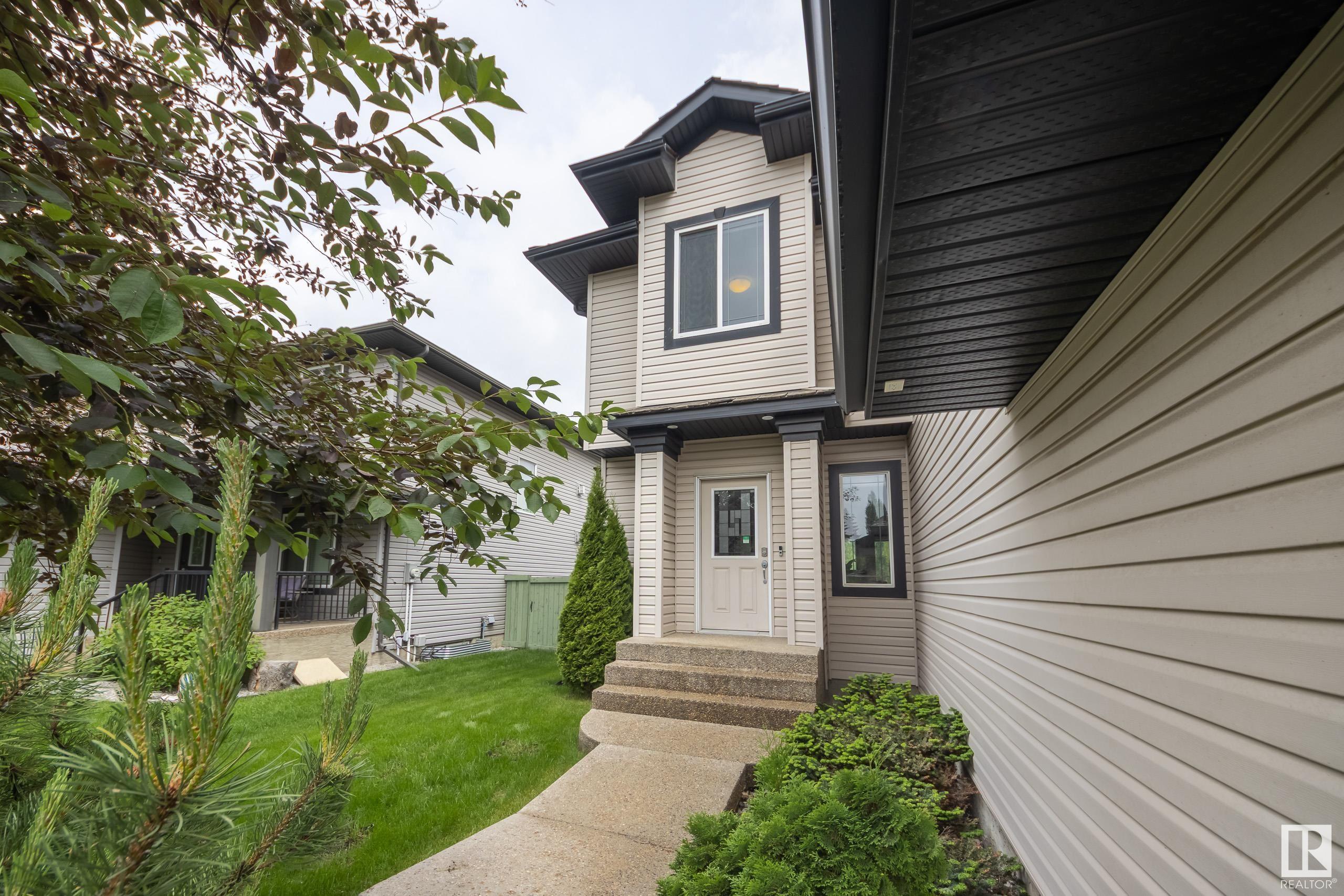 Property Photo: 125 Weber Close NW AB T6M 0L4