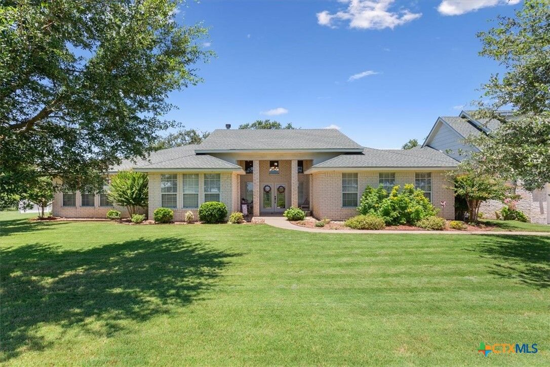 Property Photo:  257 Windmill Hill  TX 76571 