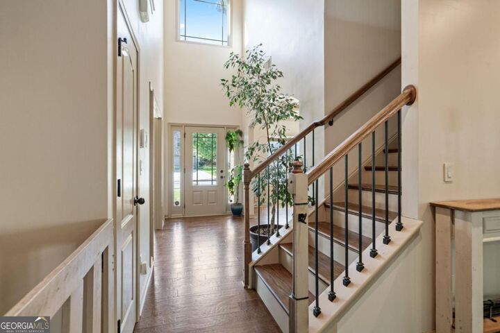 Property Photo:  1446 Rolling View Way  GA 30019 