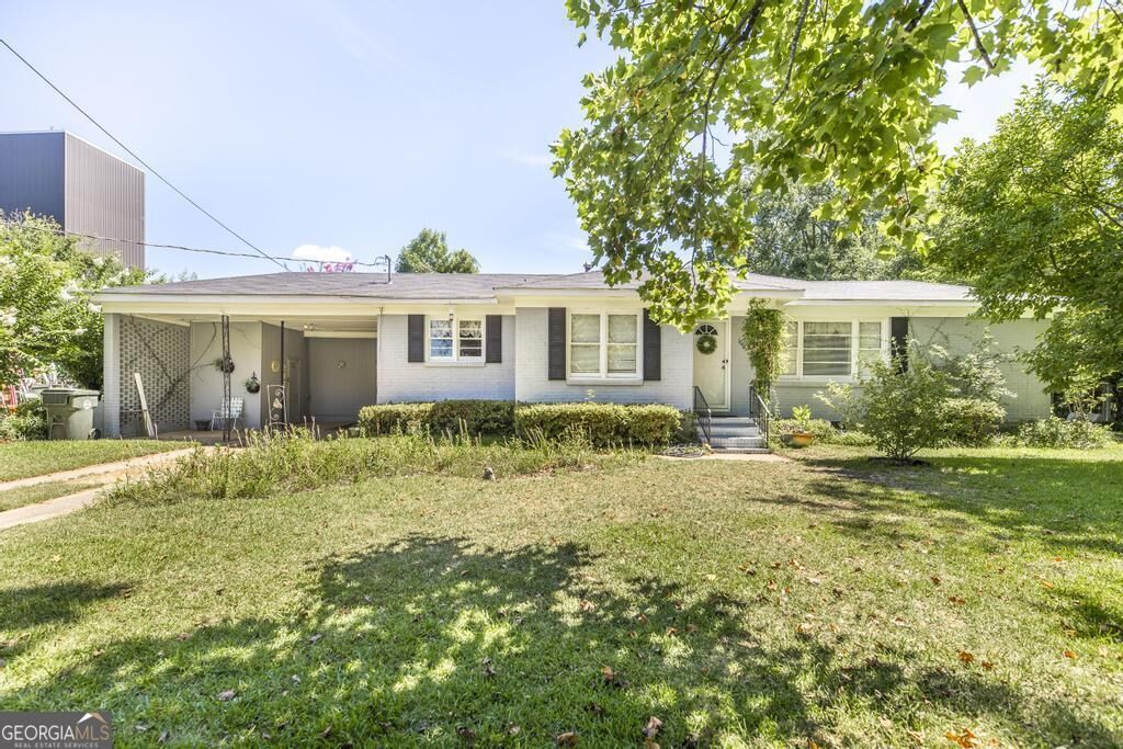 Property Photo: 109 Forsyth Street GA 31030