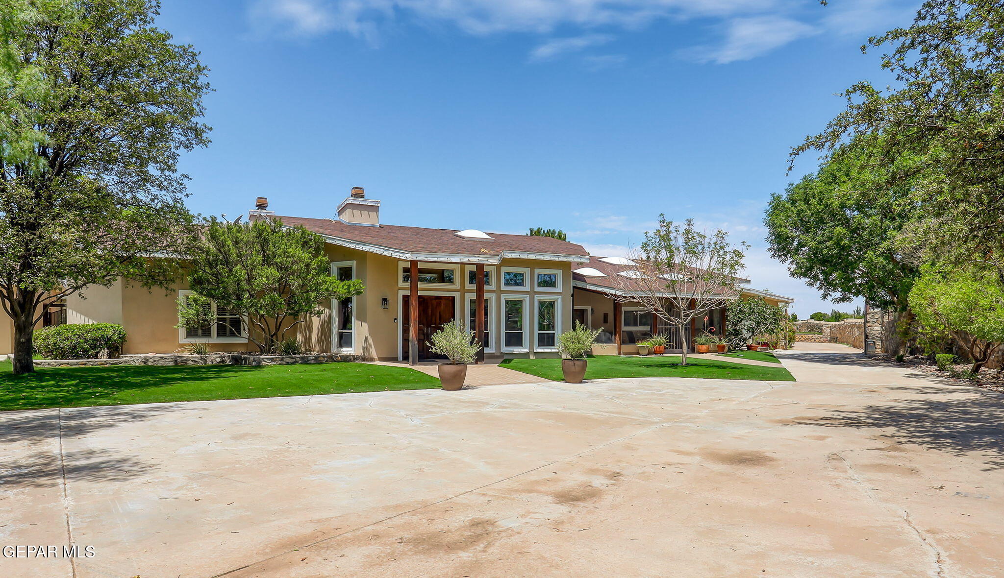 Property Photo: 1115 Country Club Road NM 88008