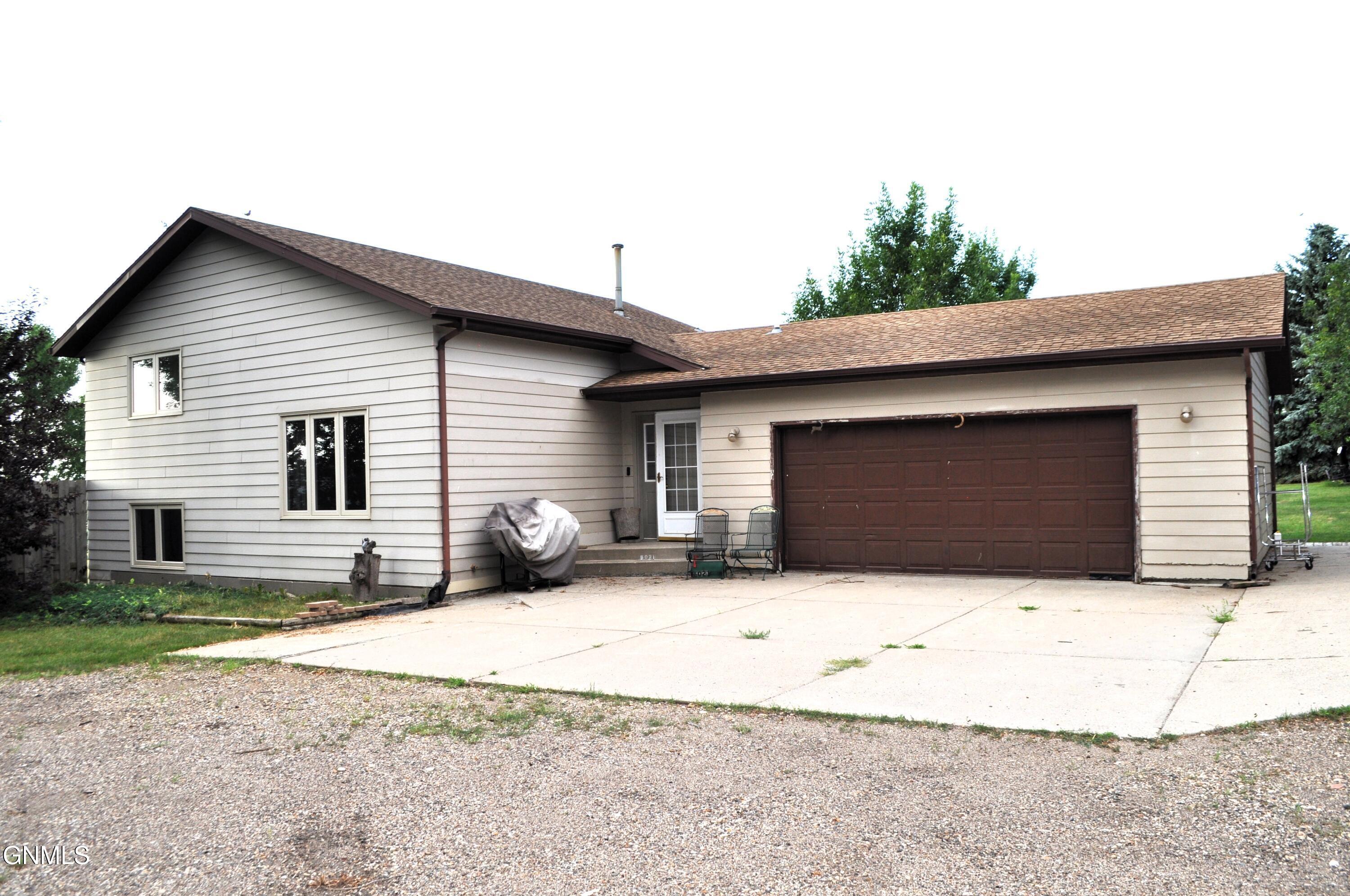 Property Photo: 5021 Boulder Drive ND 58504